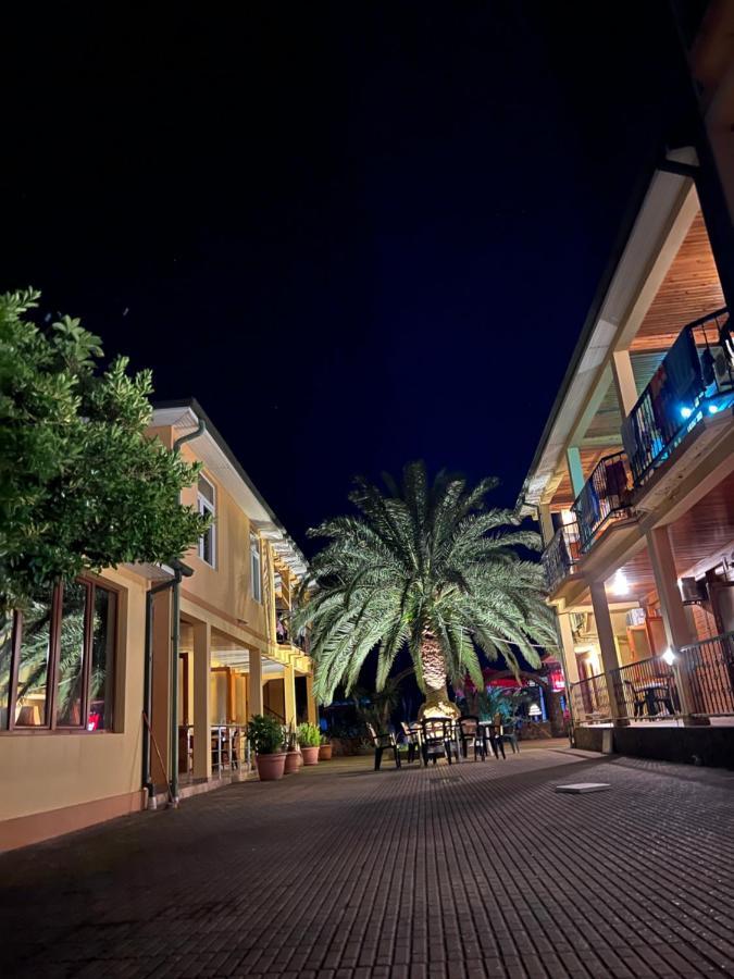Kvariati Palma Hotel Exterior photo