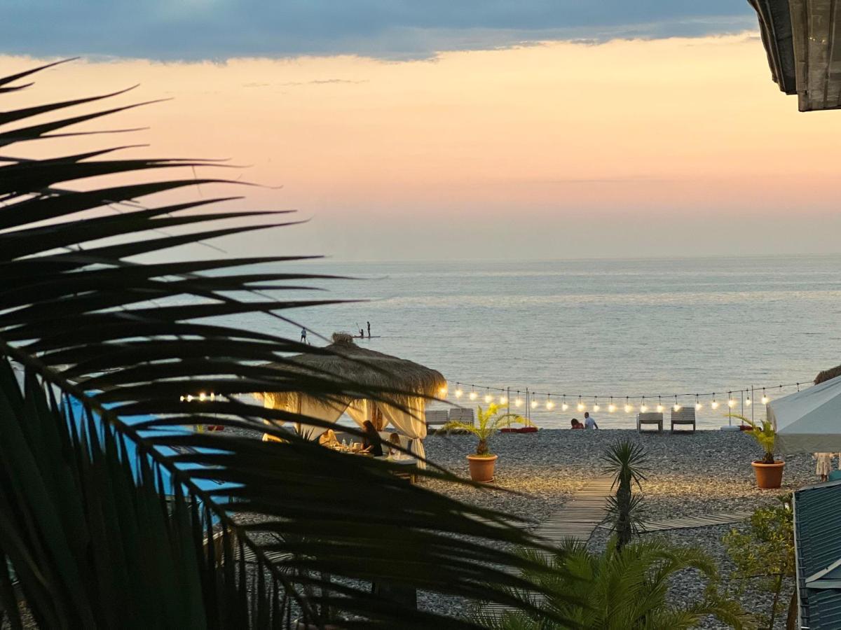 Kvariati Palma Hotel Exterior photo